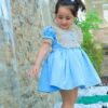 فستان الأميرة الزرقاء بدانتيل ذهبي
